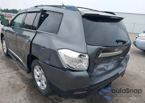2011 Toyota Highlander Base V6 из США, поврежденный, VIN 5TDBK3EH1BS067676